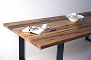 Esstisch �ETR 16�, Antikeiche trifft Rohstahl